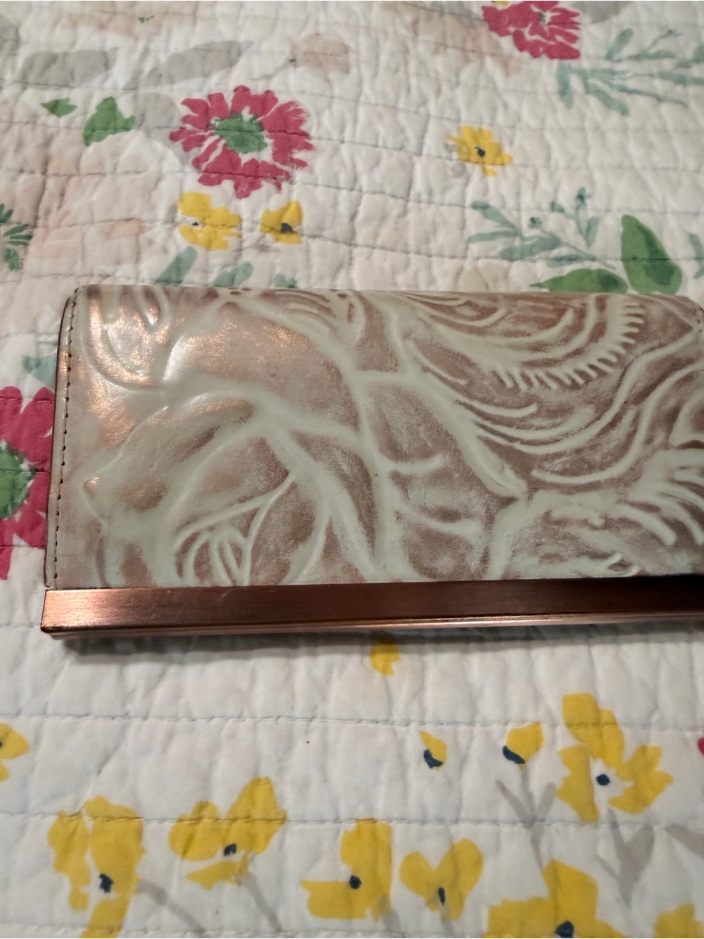 Patricia Nash Floral Embossed Metallic Clutch Wallet - Cream & Rose Gold - Picture 6 of 8